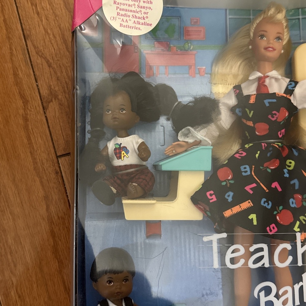1995 Teacher Barbie Doll Kids Classroom Set Mattel 13914 New In Box NRFB - Picture 2 of 7